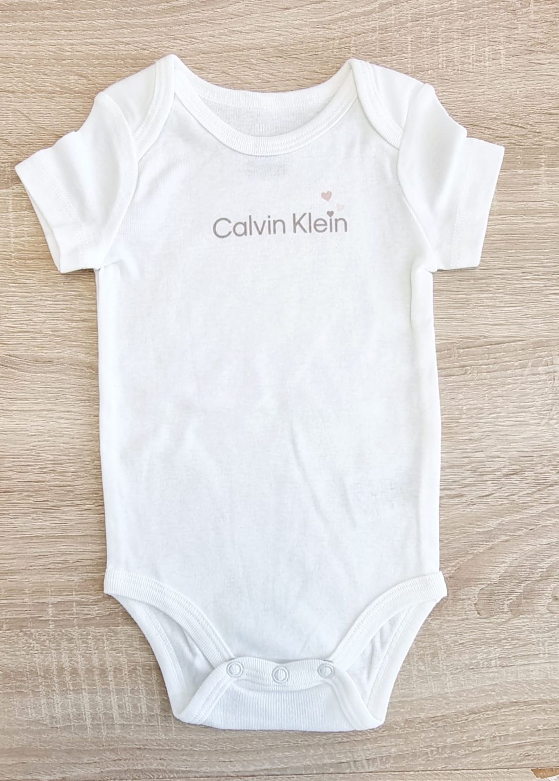 Calvin Klein bodýčko pro miminko, holčičku